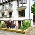 Visit Baltic - Dom Labedz *