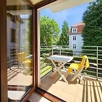 Visit Baltic - Dom Labedz Lägenhet *