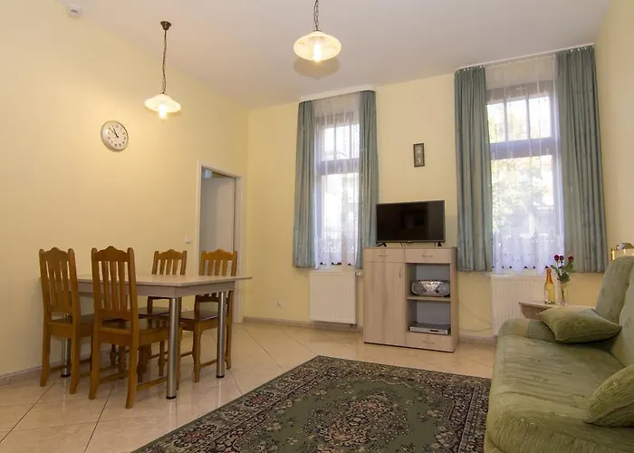 Visit Baltic - Dom Labedz *